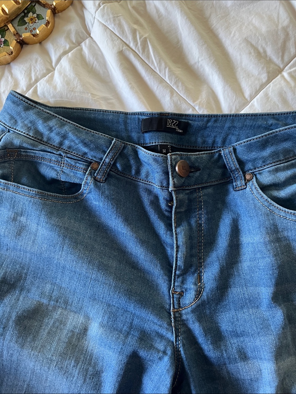 1822 Denim Medium Blue High-Rise Jeans